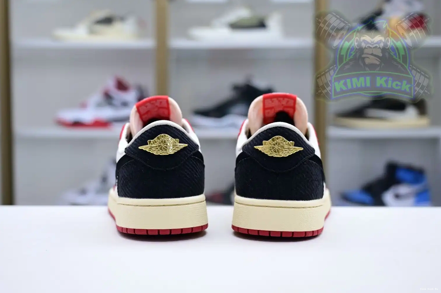 Room “Away” Low OG Jordan Air Trophy Jordan Kimikick x 1 0820